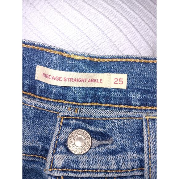 Levi's Ribcage Straight Ankle Jeans size 25 - Picture 4 of 5